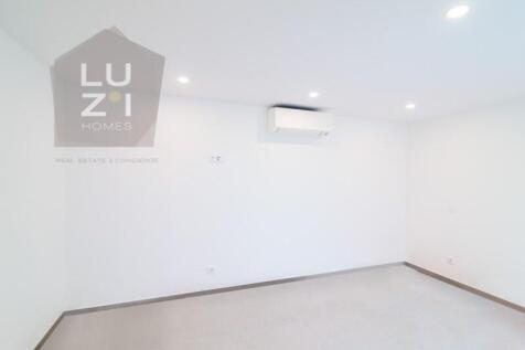 Renovated 3 storey villa with sea views in the old town, Lagos - LUZI HOMES