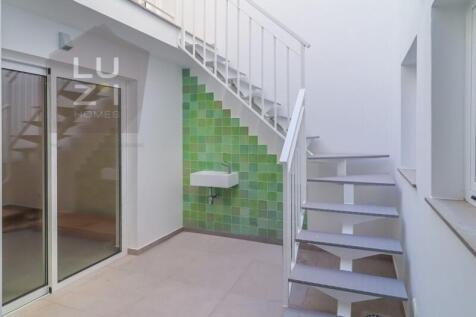 Renovated 3 storey villa with sea views in the old town, Lagos - LUZI HOMES