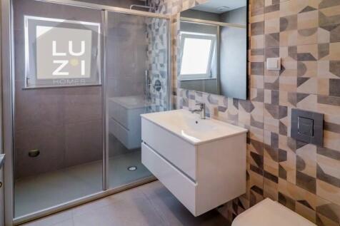 Renovated 3 storey villa with sea views in the old town, Lagos - LUZI HOMES