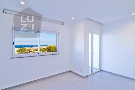 Renovated 3 storey villa with sea views in the old town, Lagos - LUZI HOMES