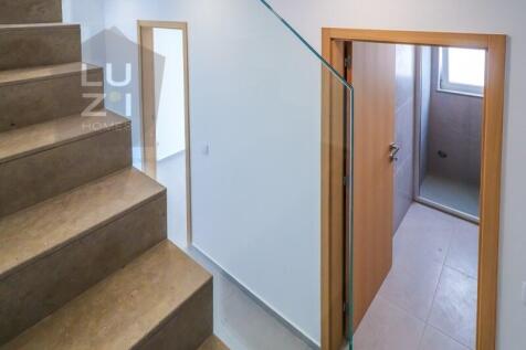Renovated 3 storey villa with sea views in the old town, Lagos - LUZI HOMES