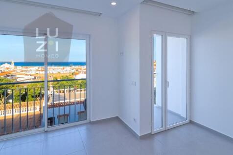 Renovated 3 storey villa with sea views in the old town, Lagos - LUZI HOMES