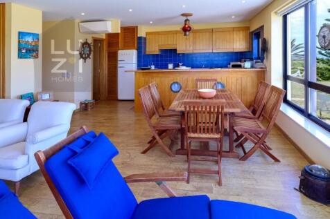 2 bedroom flat with sea views, Sagres - Luzi Homes
