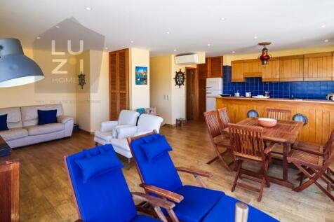2 bedroom flat with sea views, Sagres - Luzi Homes