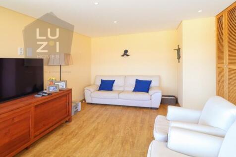 2 bedroom flat with sea views, Sagres - Luzi Homes