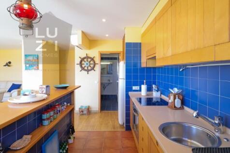 2 bedroom flat with sea views, Sagres - Luzi Homes