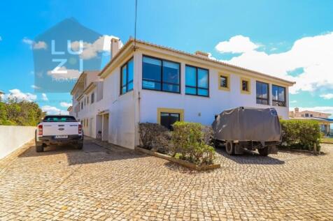 2 bedroom flat with sea views, Sagres - Luzi Homes