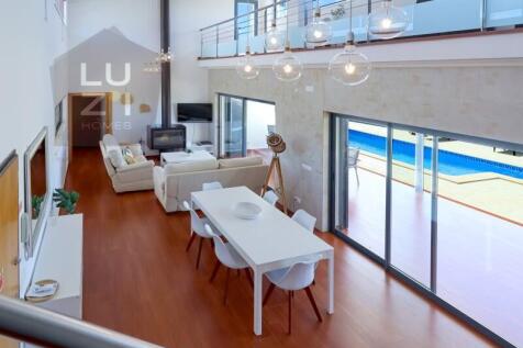 3 bedroom villa with pool and garage in Sagres - Luzi Homes