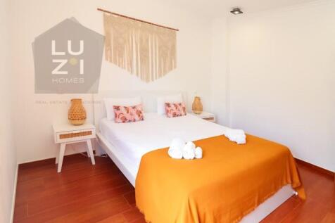 3 bedroom villa with pool and garage in Sagres - Luzi Homes