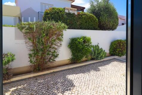 3 bedroom villa with pool and garage in Sagres - Luzi Homes