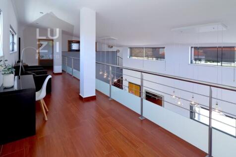 3 bedroom villa with pool and garage in Sagres - Luzi Homes
