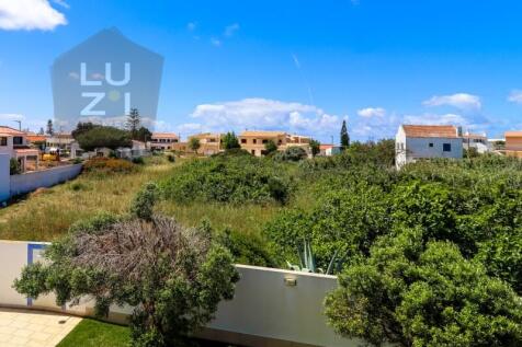 3 bedroom villa with pool and garage in Sagres - Luzi Homes