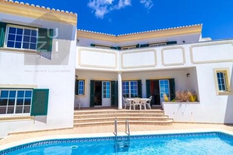 Luxury 6 bedroom villa with pool in Burgau, Algarve - Luzi Homes