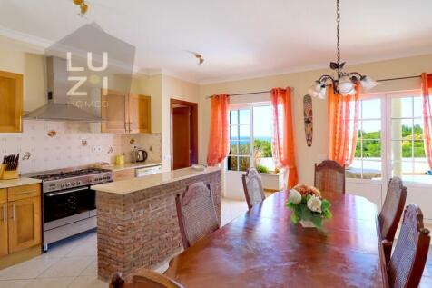 Luxury 6 bedroom villa with pool in Burgau, Algarve - Luzi Homes
