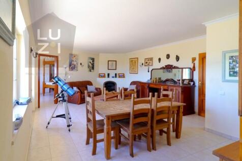 Luxury 6 bedroom villa with pool in Burgau, Algarve - Luzi Homes