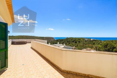 Luxury 6 bedroom villa with pool in Burgau, Algarve - Luzi Homes