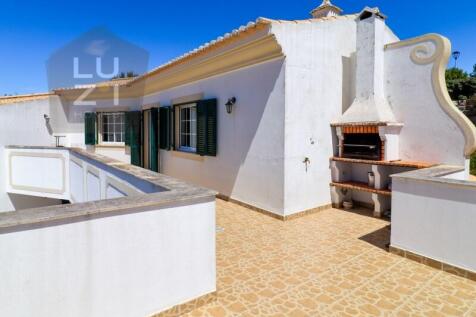 Luxury 6 bedroom villa with pool in Burgau, Algarve - Luzi Homes