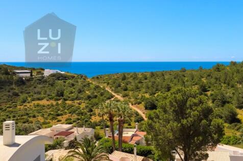Luxury 6 bedroom villa with pool in Burgau, Algarve - Luzi Homes