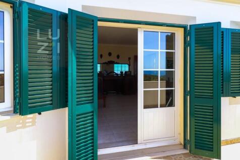Luxury 6 bedroom villa with pool in Burgau, Algarve - Luzi Homes