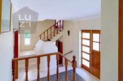 Luxury 6 bedroom villa with pool in Burgau, Algarve - Luzi Homes