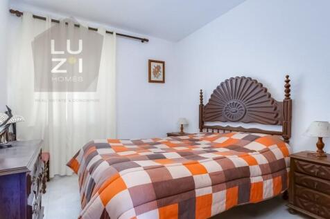 Renovated 3 bedroom villa with backyard, near the beach, Sagres - Luzi Homes