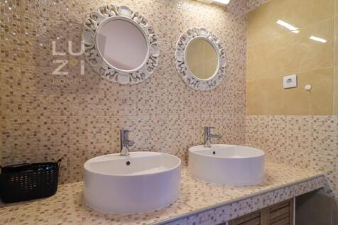 Paradise farm T5&#43;T1 with swimming pool and riding arenas, on the outskirts of Lagos - Luzi Homes