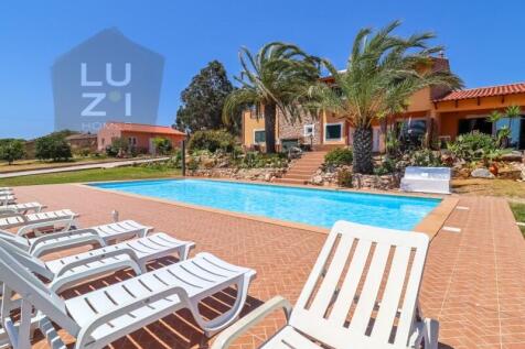 Paradise farm T5&#43;T1 with swimming pool and riding arenas, on the outskirts of Lagos - Luzi Homes