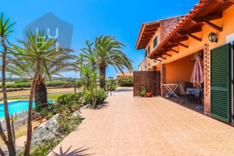 Paradise farm T5&#43;T1 with swimming pool and riding arenas, on the outskirts of Lagos - Luzi Homes