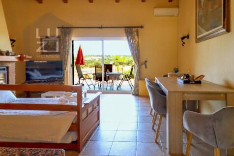 Paradise farm T5&#43;T1 with swimming pool and riding arenas, on the outskirts of Lagos - Luzi Homes