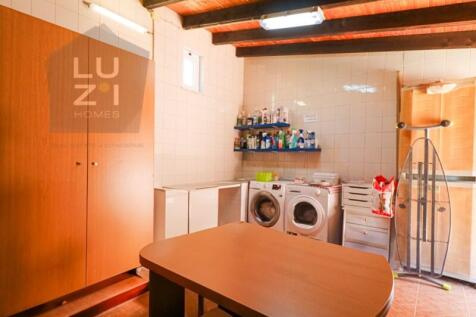 Paradise farm T5&#43;T1 with swimming pool and riding arenas, on the outskirts of Lagos - Luzi Homes