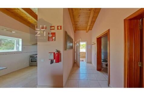 Paradise farm T5&#43;T1 with swimming pool and riding arenas, on the outskirts of Lagos - Luzi Homes