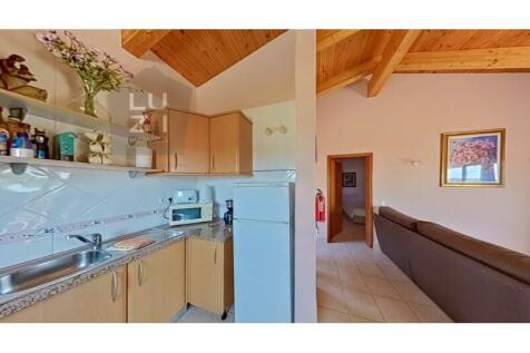 Paradise farm T5&#43;T1 with swimming pool and riding arenas, on the outskirts of Lagos - Luzi Homes
