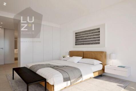 Bedroom - DH