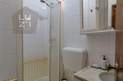 3 bedroom apartment with balconies, in Lagos - Deal Homes
