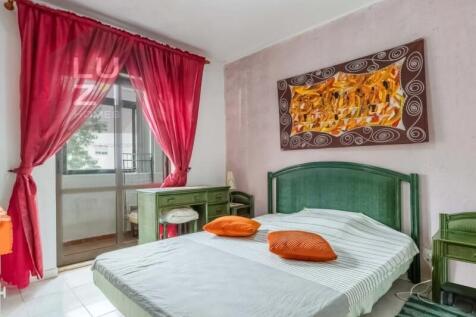 3 bedroom apartment with balconies, in Lagos - Deal Homes