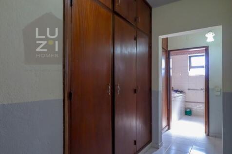 3 bedroom apartment with balconies, in Lagos - Deal Homes