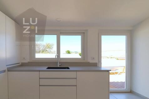 Fully renovated 3 bedroom villa, in a quiet area, Praia da Luz - Luzi Homes