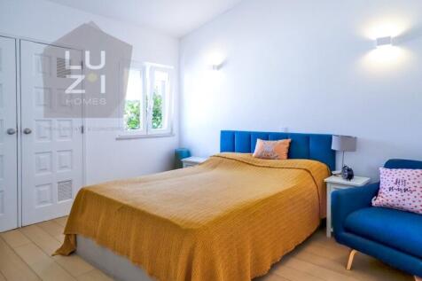 Fully renovated 3 bedroom villa, in a quiet area, Praia da Luz - Luzi Homes