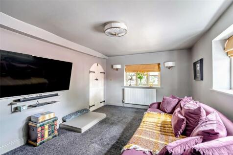 Snug/TV Room