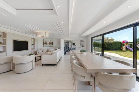 Kitchen/Family Room