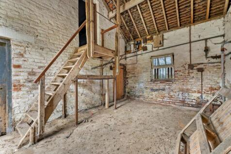 Outbuilding