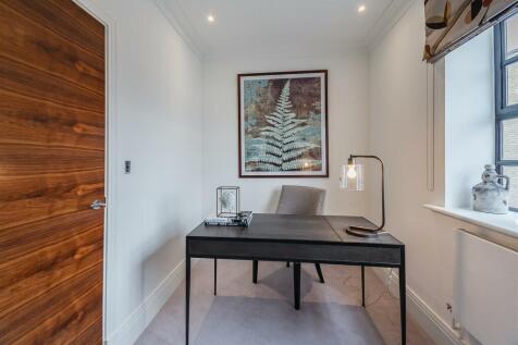 8316099-interior30.jpg