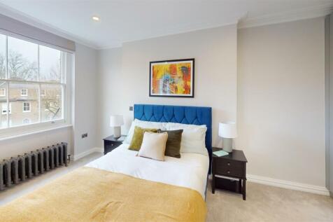 Flat-4-22-Kensington-Gardens-Square-Bedroom 3.jpg