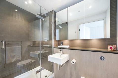 8460410-interior13.jpg