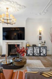 7 ? Bryanston Court-4.jpg