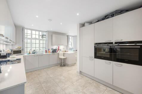 7 ? Bryanston Court-14.jpg