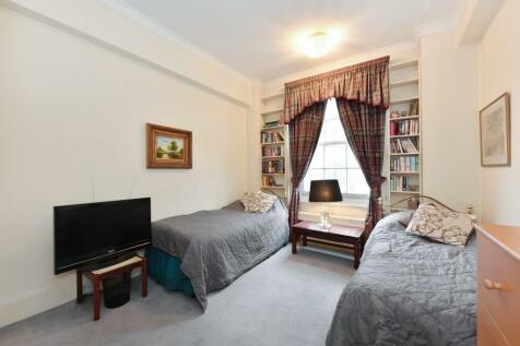 Flat 97 Bryanston Court (2).JPG