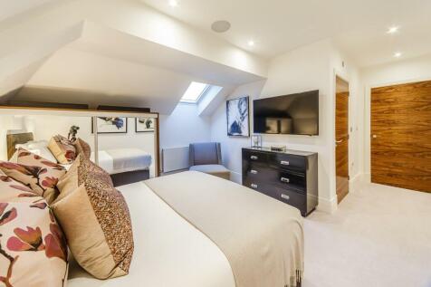 8317875-interior07.jpg