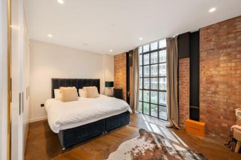 10 Switch House West Hi-10.jpg