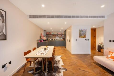 10 Switch House West Hi-5.jpg